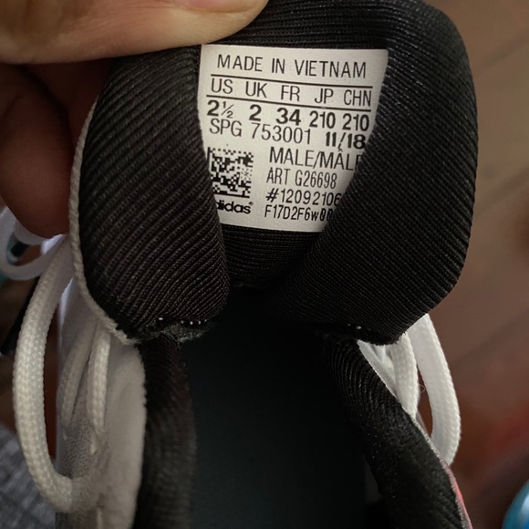 NWT adidas cleats - Picture 5 of 5